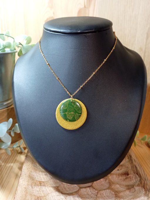 Collier pendentif cabochon fimo lentille or et kaki avec feuilles de ginko 