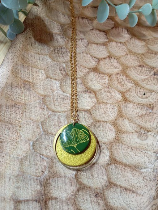 Collier pendentif cabochon fimo lentille or et kaki avec feuilles de ginko 