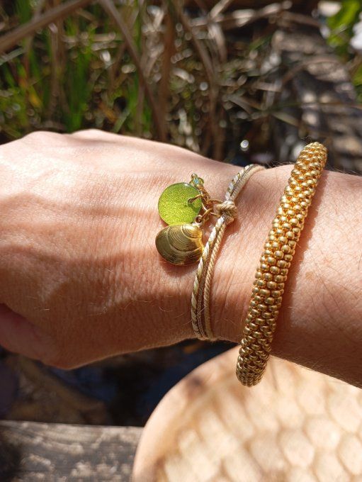 bracelet femme Trésors de Plage, en perles fimo et coquillage