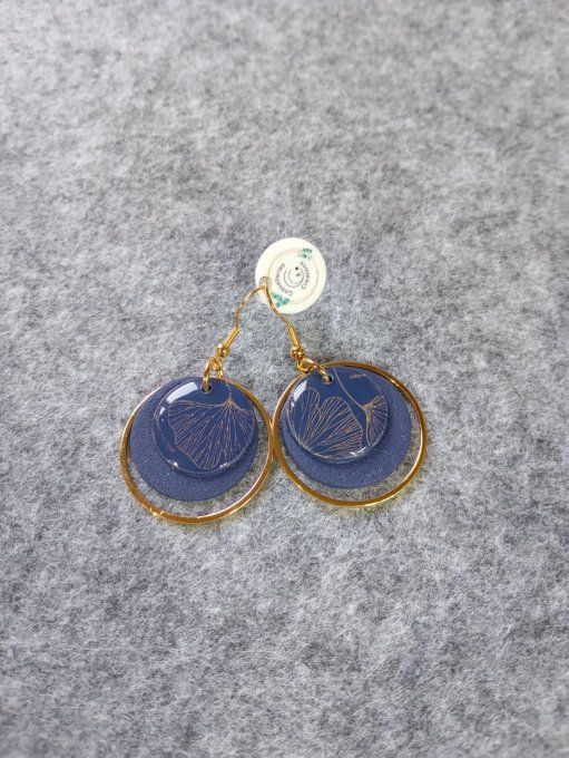 Boucles d'oreilles fimo ginko couleur or et bleu marine 