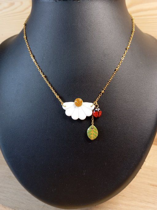 Collier "Marguerite & sa Coccinelle" – Finition Câble ou Chaîne