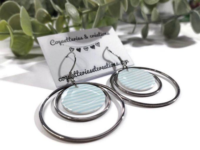 Boucles d'oreilles fimo créoles rayures bleu ciel