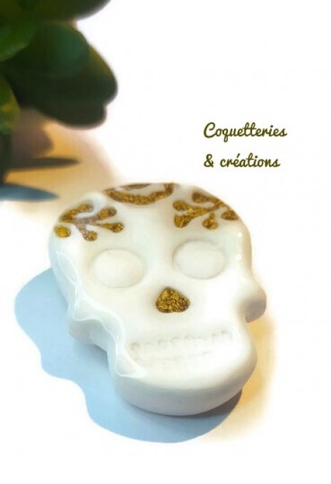 broche fimo skull elegant